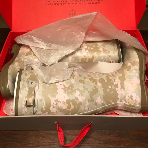 Hunter Shoes - NWT HUNTER TALL RAIN BOOTS